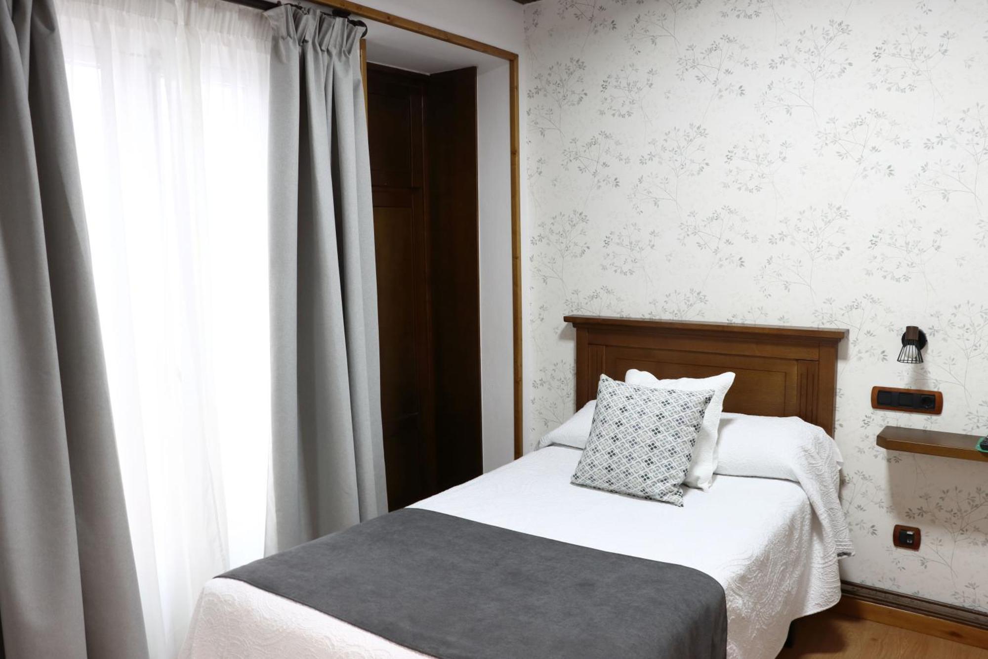 Hotel Pazos Alba Santiago de Compostela Kültér fotó