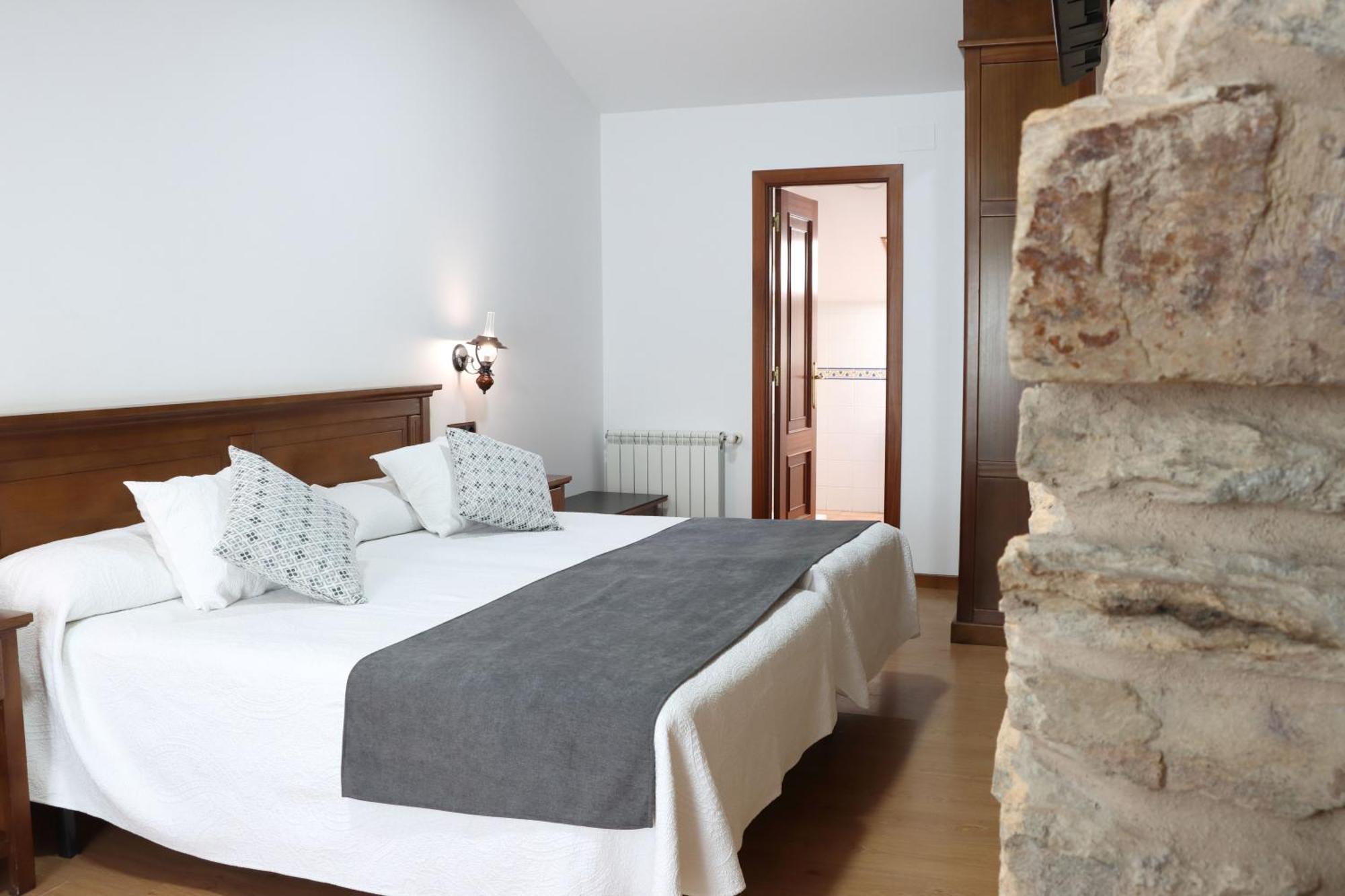 Hotel Pazos Alba Santiago de Compostela Kültér fotó
