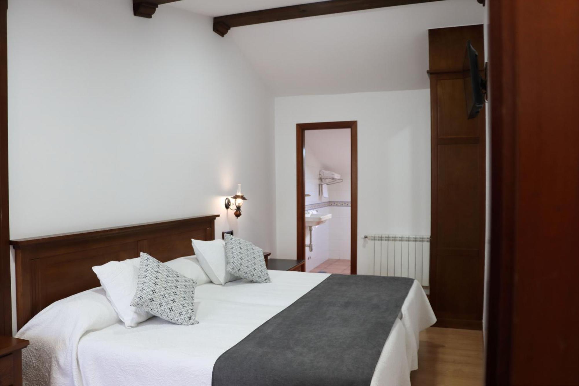 Hotel Pazos Alba Santiago de Compostela Kültér fotó